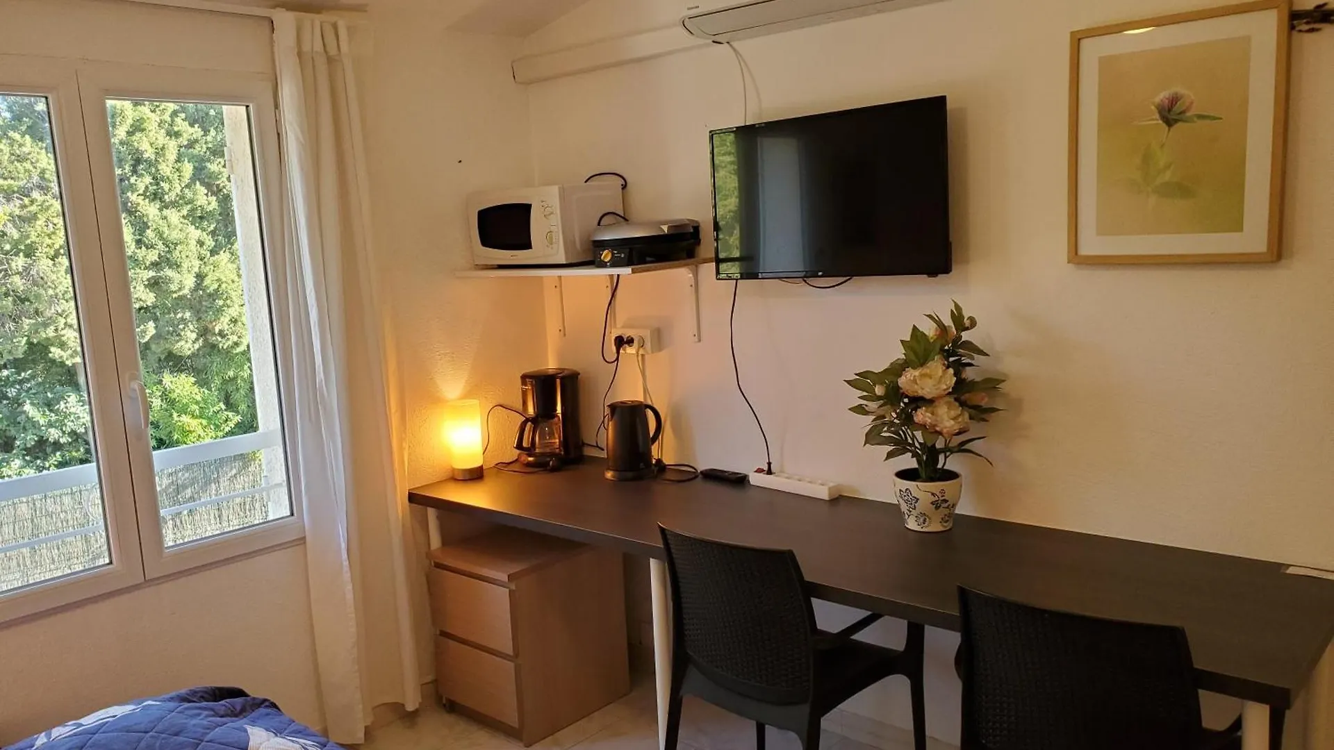 Yuca Apartamento Vallauris Quarto em Acomodações Particulares